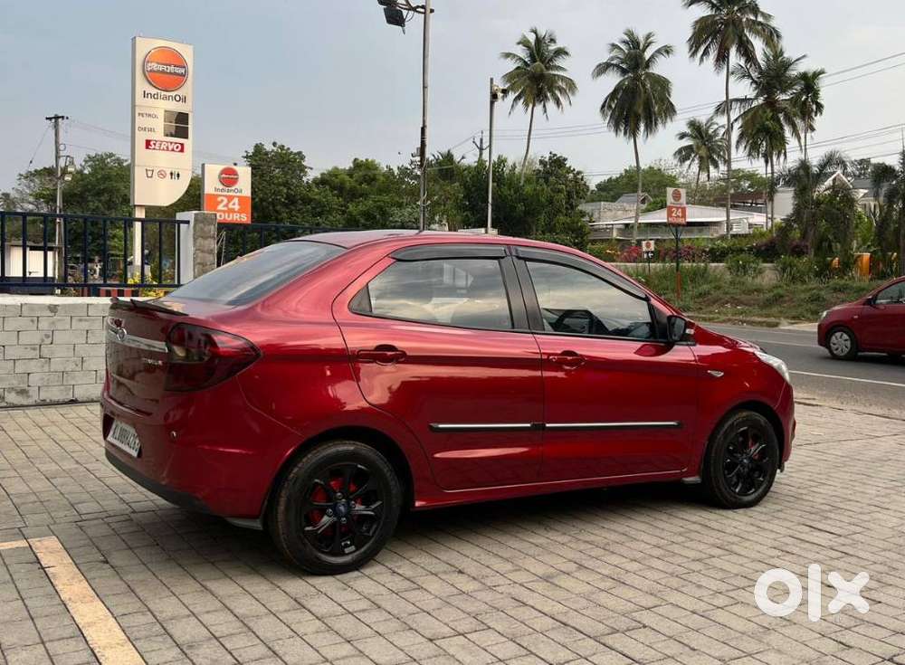 Ford Aspire Titatinium Blu Ti-vct, 2015, Petrol
