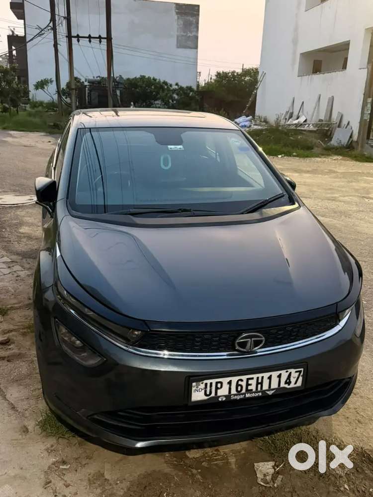 Tata Altroz Xz+ (o)(s) Icng Top Model  Sunroof  May 2024