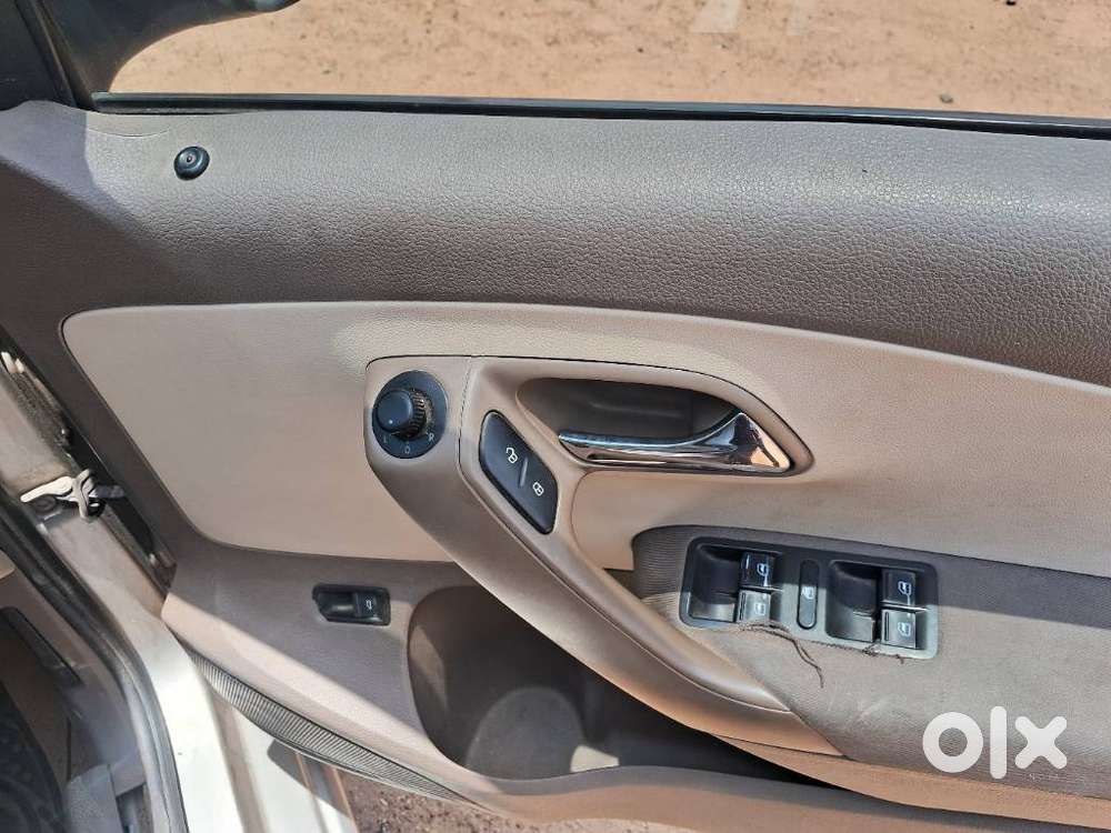 Skoda Rapid 1.6 Mpi Ambition, 2015, Diesel