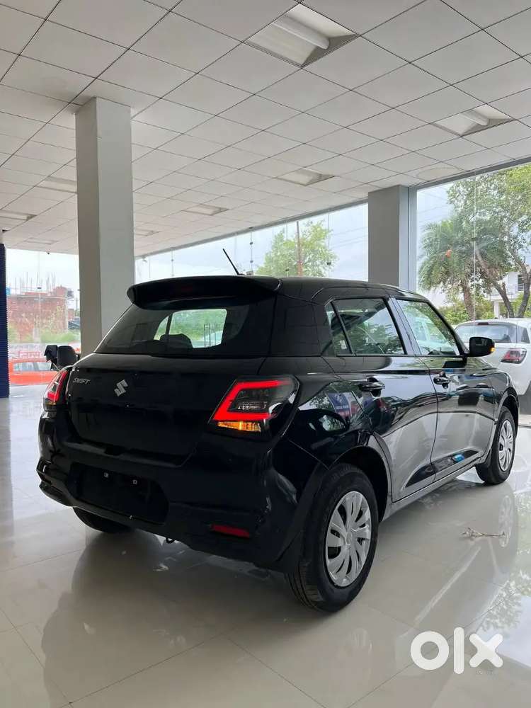 Maruti Suzuki Swift Vxi 2026