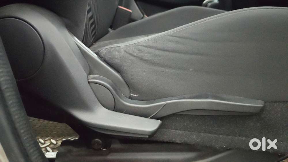 Maruti Suzuki Swift Amt Vxi, 2020, Petrol
