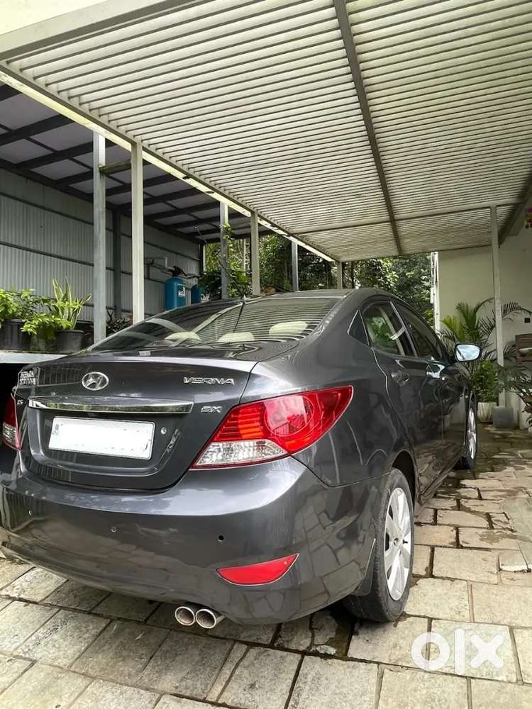 Hyundai Verna 1.6 Sx 2011