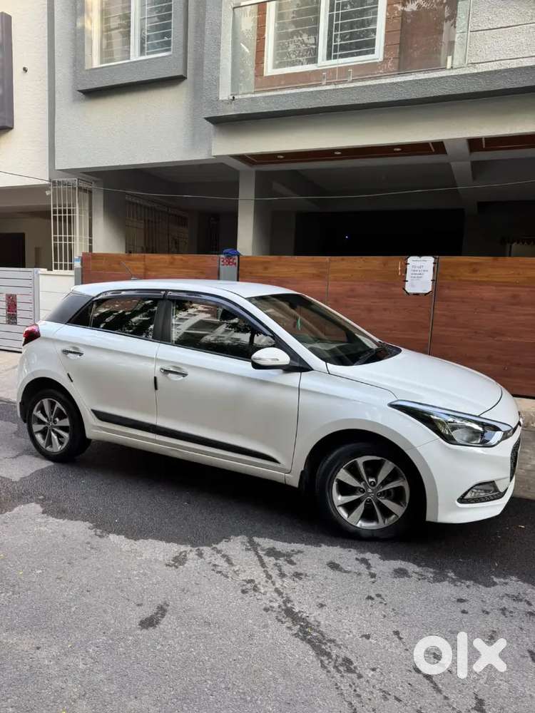 Hyundai I20 Asta 2015 Petrol Well Maintained Condition Urgent Sell