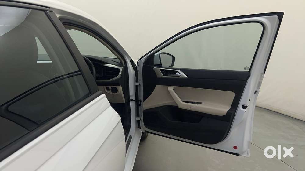 Volkswagen Virtus Highline Plus 1.0 Tsi At, 2023, Petrol