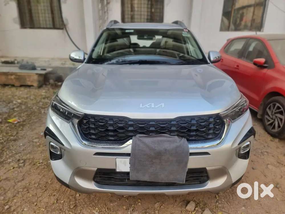 Kia Sonet Diesel Htx 1.5bs 6,  Silver,6 Speed  Manual Transmission