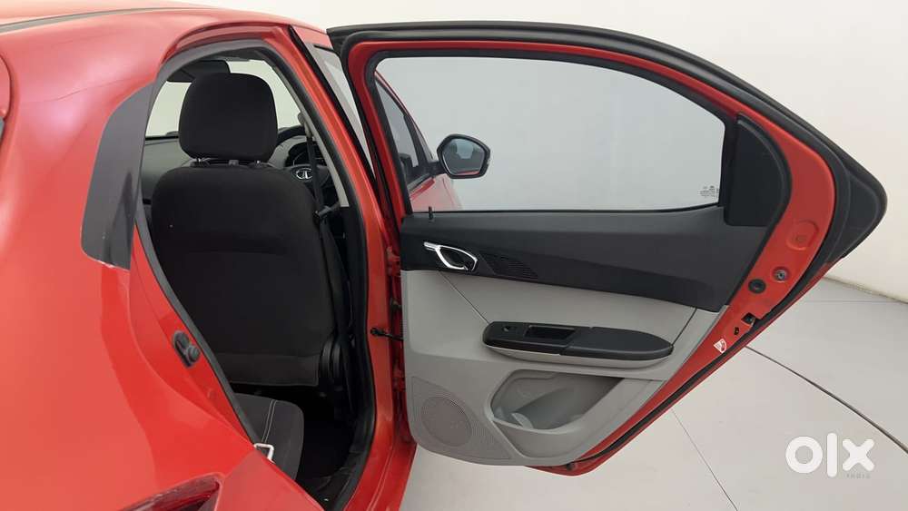 Tata Tiago Xza Plus, 2020, Petrol