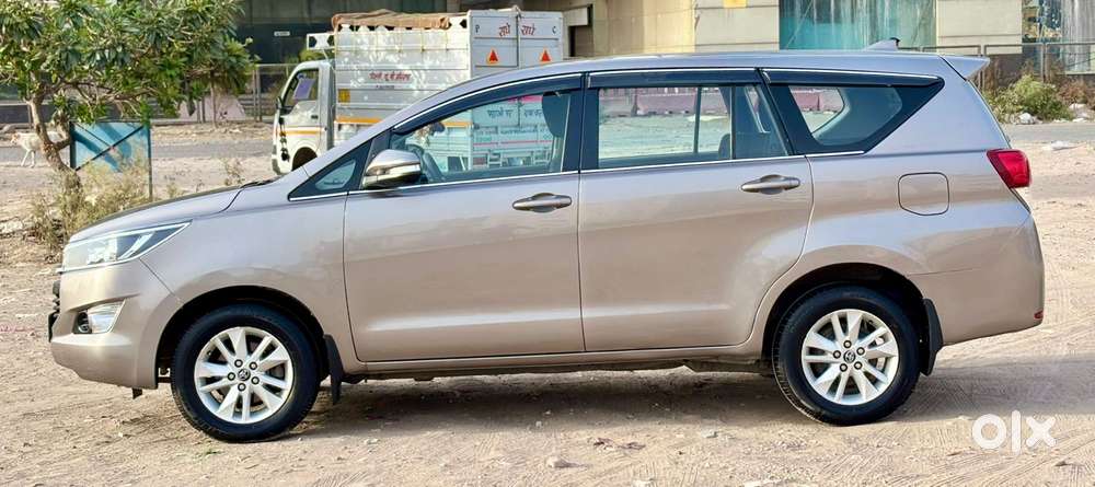 Toyota Innova Crysta 2.4 Gx Mt, 2017, Diesel