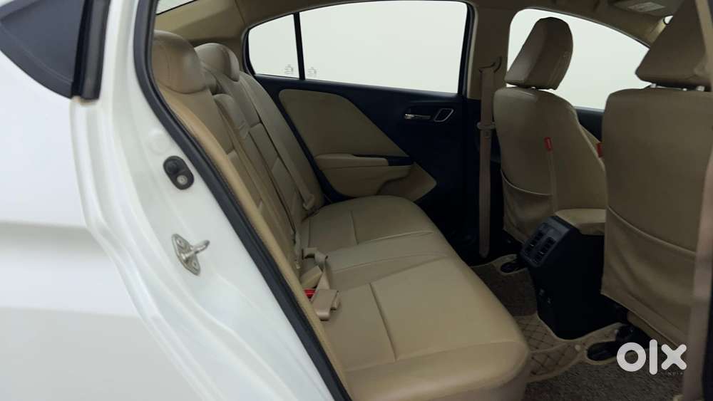 Honda City 1.5 V 4th Gen I-vtec Mt, 2022, Petrol