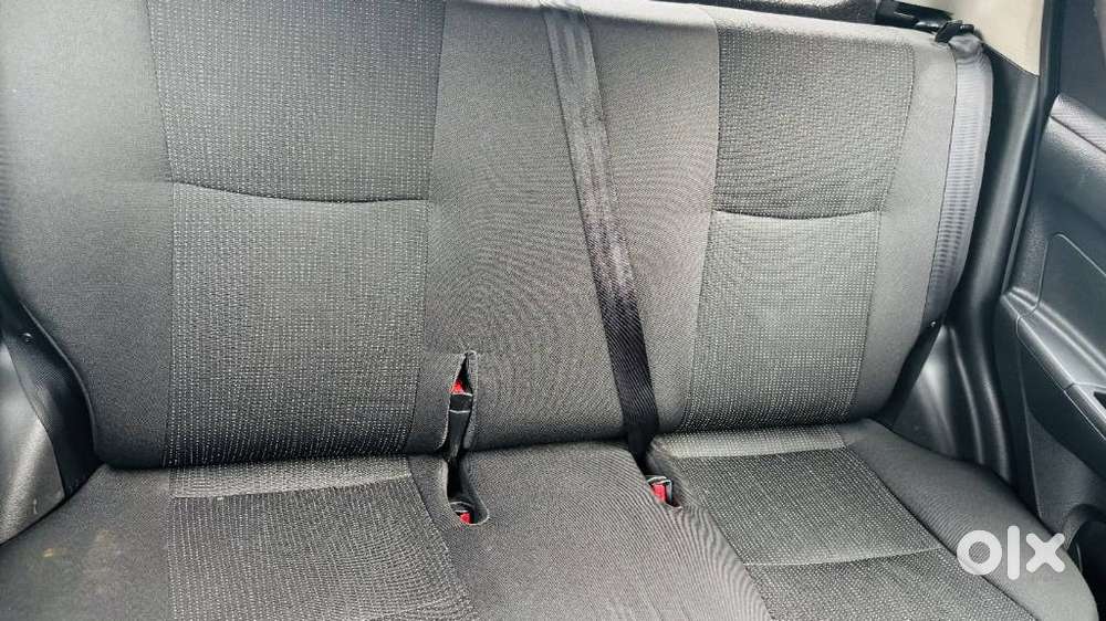 Maruti Suzuki Swift 2011-2014 Lxi, 2013, Petrol