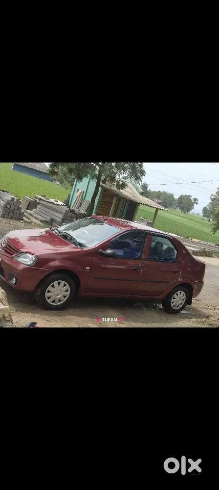 Mahindra Logan Petrol 1.4 2011