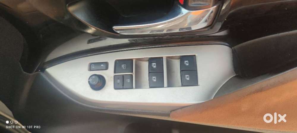 Toyota Innova Crysta 2.8z Automatic, 2017, Diesel