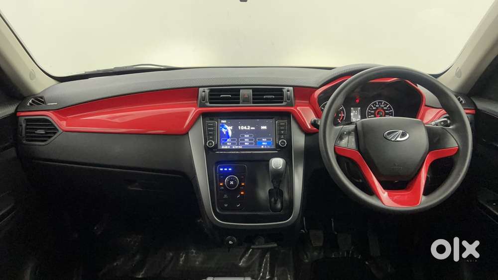 Mahindra Kuv 100 2016-2017 Mfalcon G80 K8 Dual Tone, 2017, Petrol
