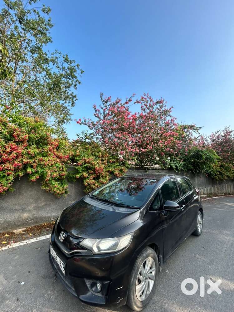 Honda Jazz 2016 - Petrol - Black Colour