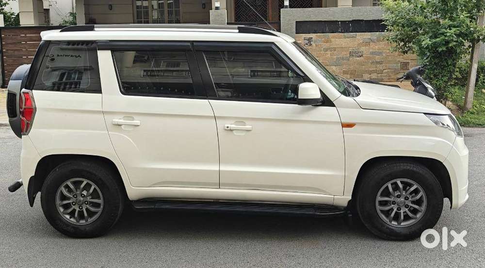 Mahindra Tuv 300 T10, 2018, Diesel