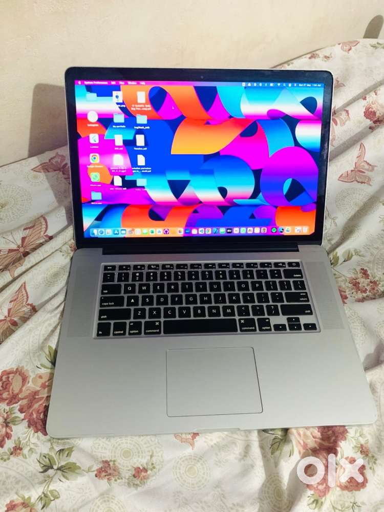 Macbook pro ,512/16GB i7