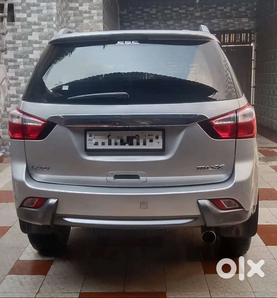 Isuzu Mu-x 2018 Diesel 42000 Km Driven