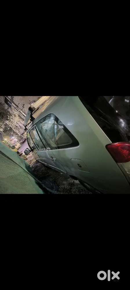 Toyota Innova 2006 Diesel 300000 Km Driven