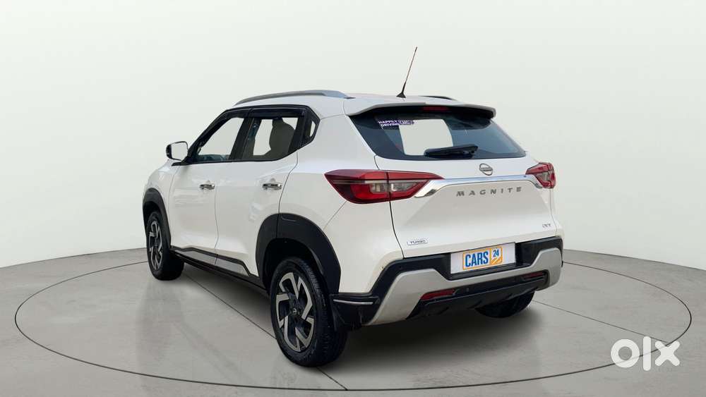 Nissan Magnite 1.0 Xv Turbo Cvt, 2022, Petrol