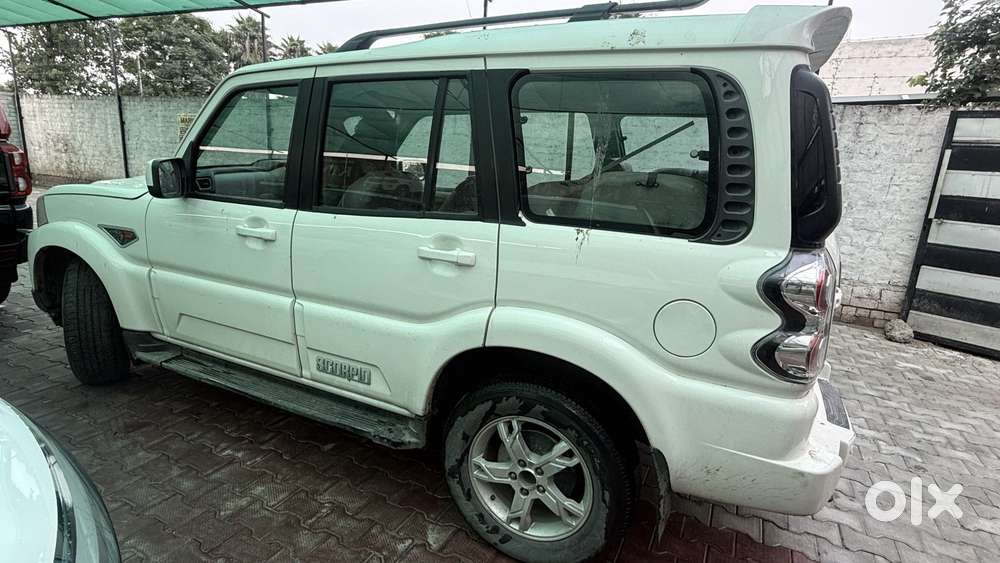 Mahindra Scorpio 1.99 Intelli Hybrid S10, 2016, Diesel
