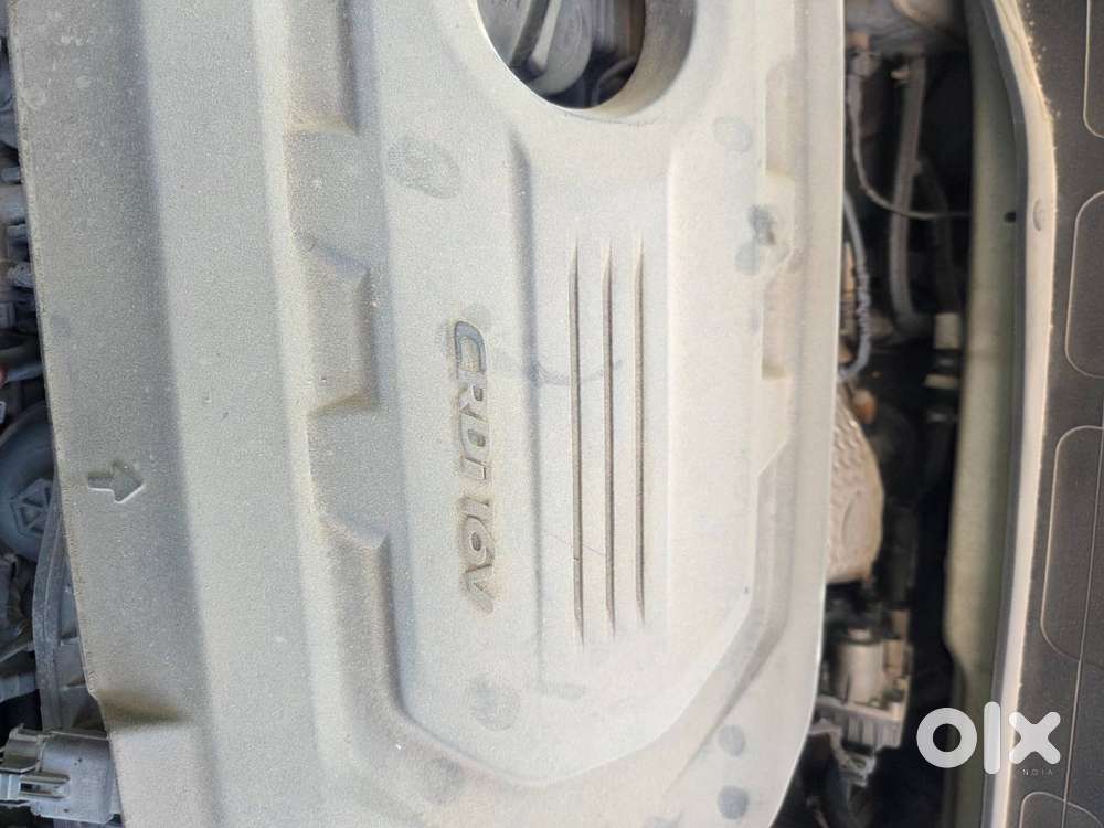 +7 Hyundai Venue Price - Images, Colours & Reviews - Carwalethe Hyu