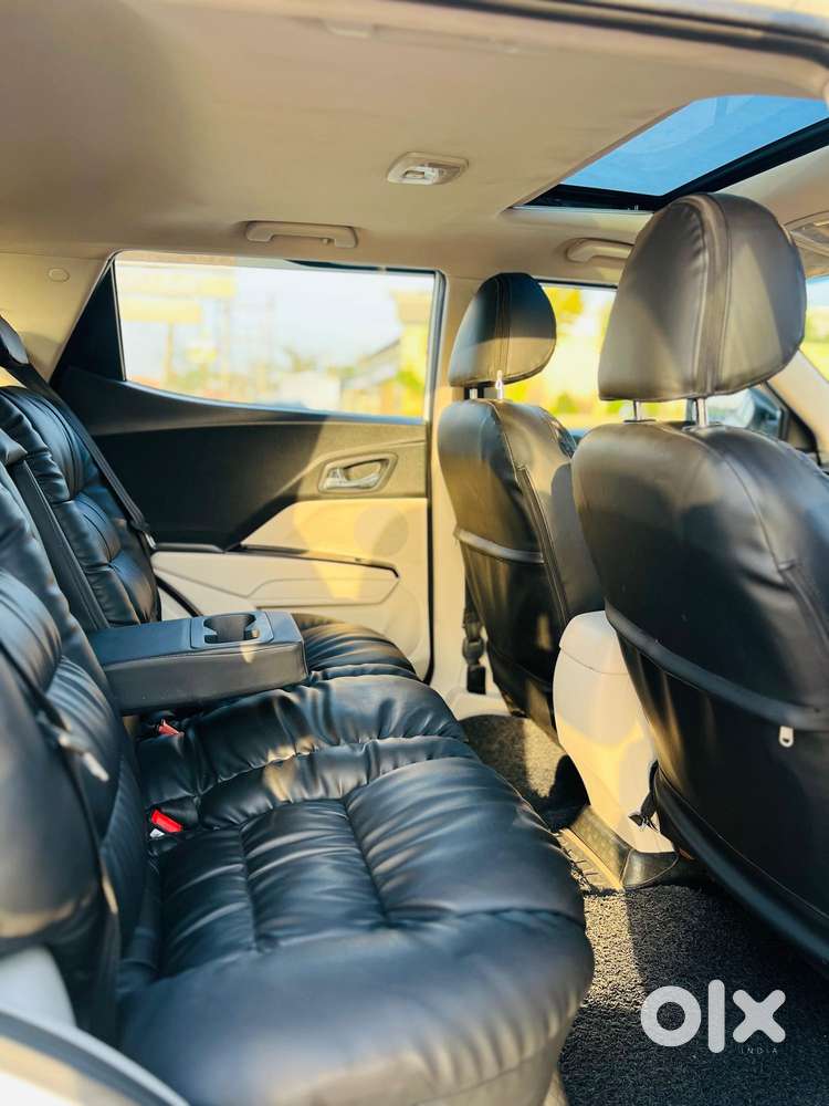 Mahindra Xuv300 W8 Diesel, 2024, Diesel