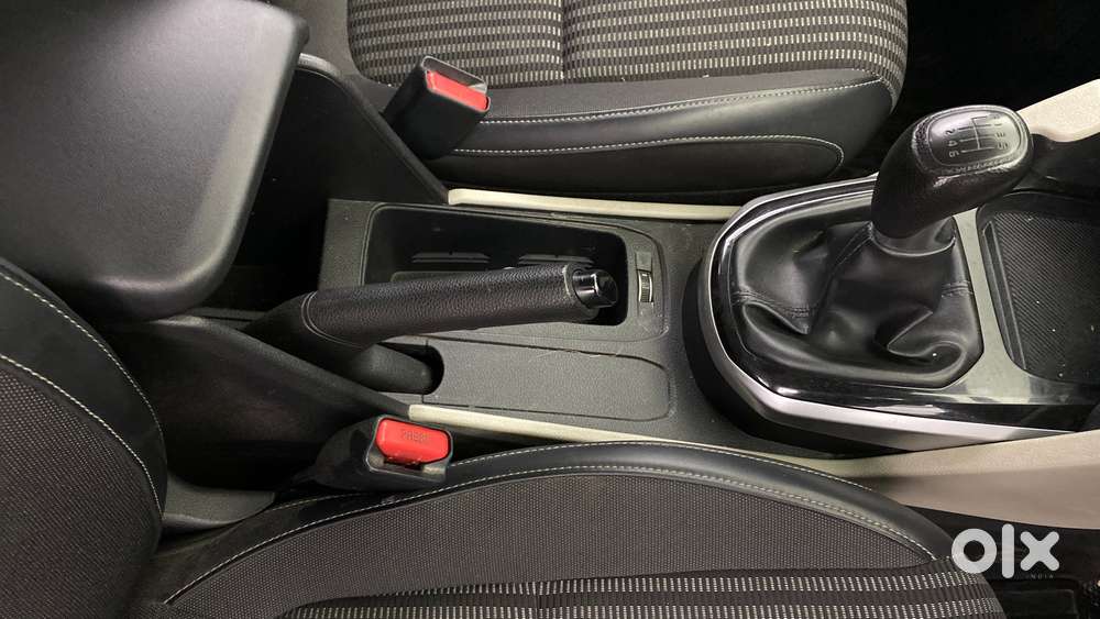 Kia Carens 1.5 Prestige Plus 7 Str Imt, 2022, Petrol