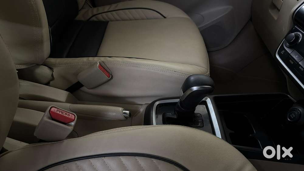 Maruti Suzuki Swift Dzire Zxi + Amt, 2017, Petrol