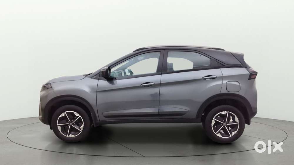 Tata Nexon Fearless S Purple 1.5 Revotorq Diesel 6mt Dual Tone, 2023..
