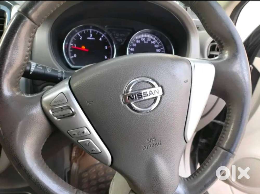 Nissan Sunny Xv Premium Pack (leather), 2014, Diesel