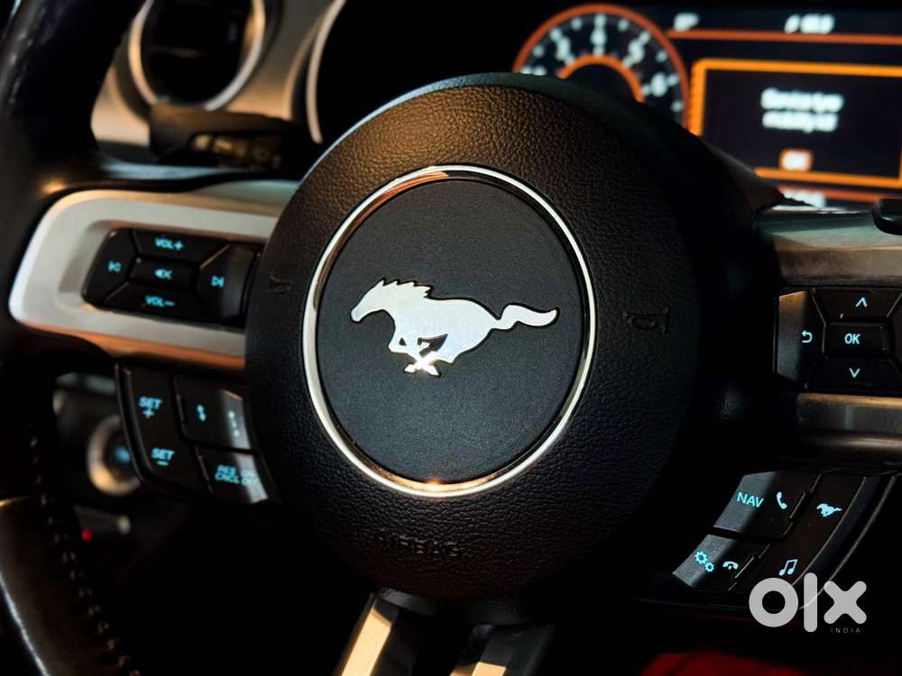 Ford Mustang V8, 2020, Petrol