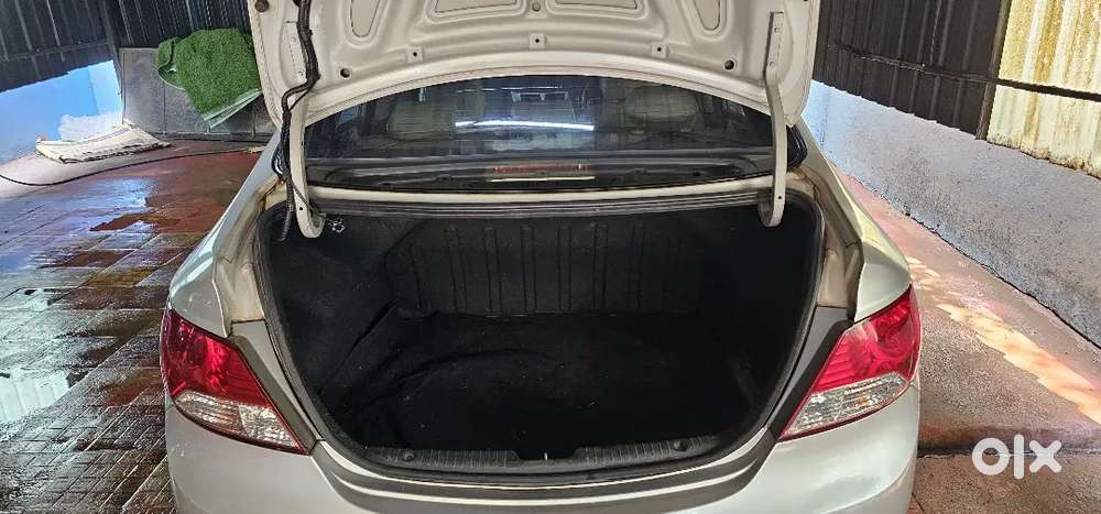 Hyundai Verna 2011 Diesel Well Maintained