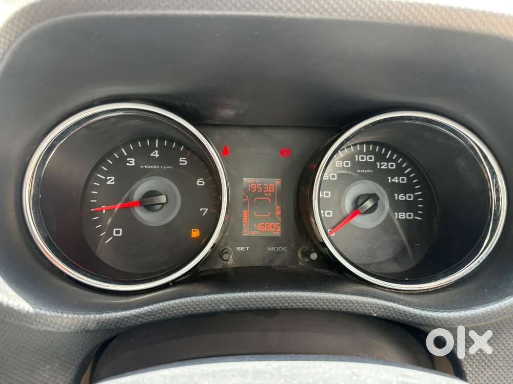Mahindra Tuv 300 Mhawk100 T8, 2017, Diesel