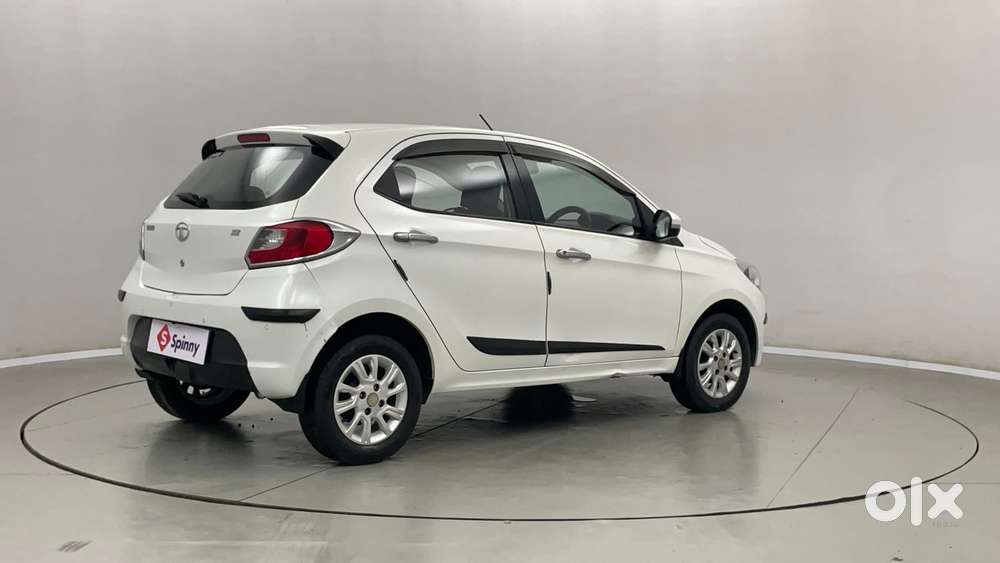 Tata Tiago Xz, 2016, Petrol