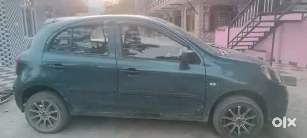 Nissan Micra Active Petrol 2017