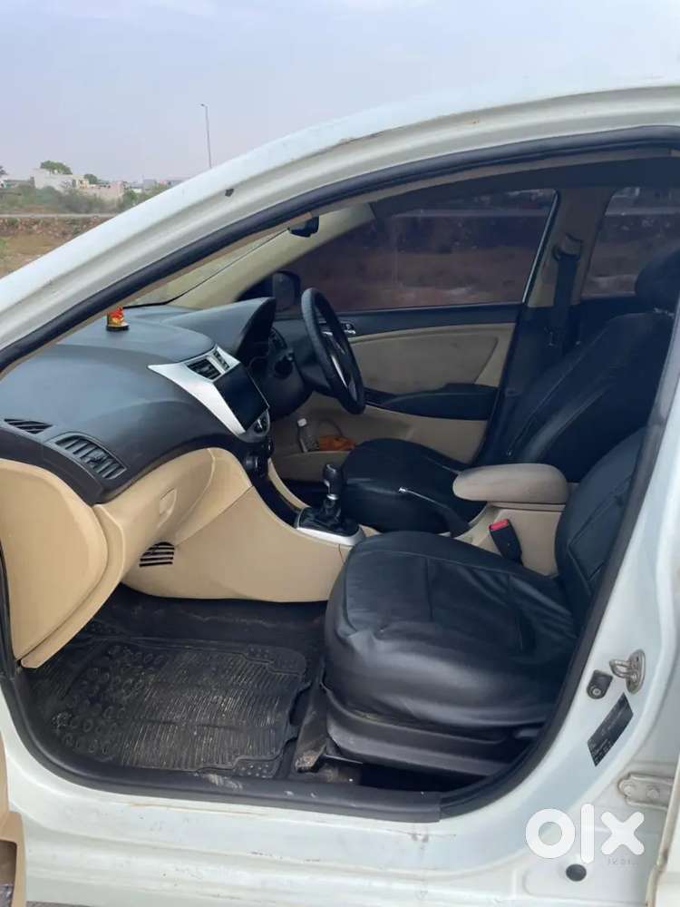 Hyundai Verna 1.6
