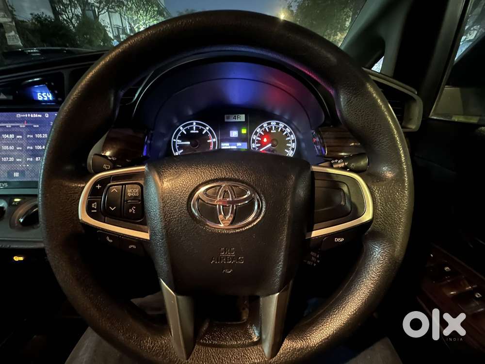 Toyota Innova Crysta