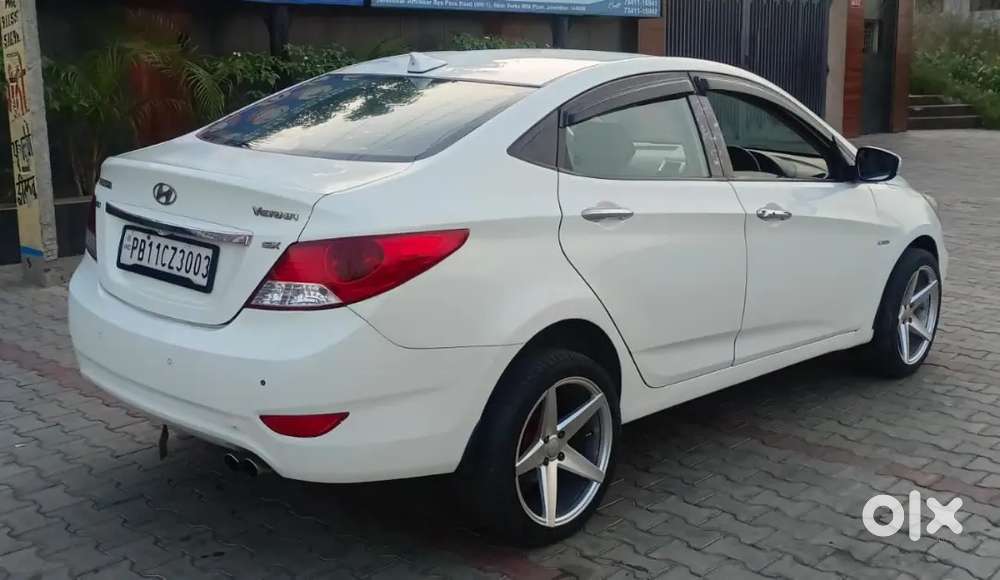 Hyundai Verna 2011 Fluidic Diesel Automatic