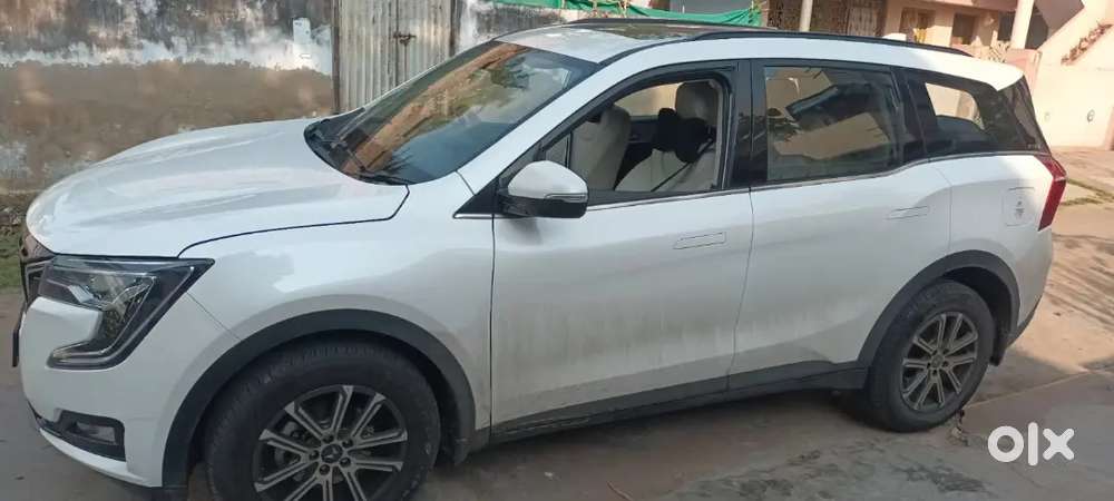 Mahindra Xuv700 Ax7 Mt Manual 2025 Petrol 9200 Km Driven