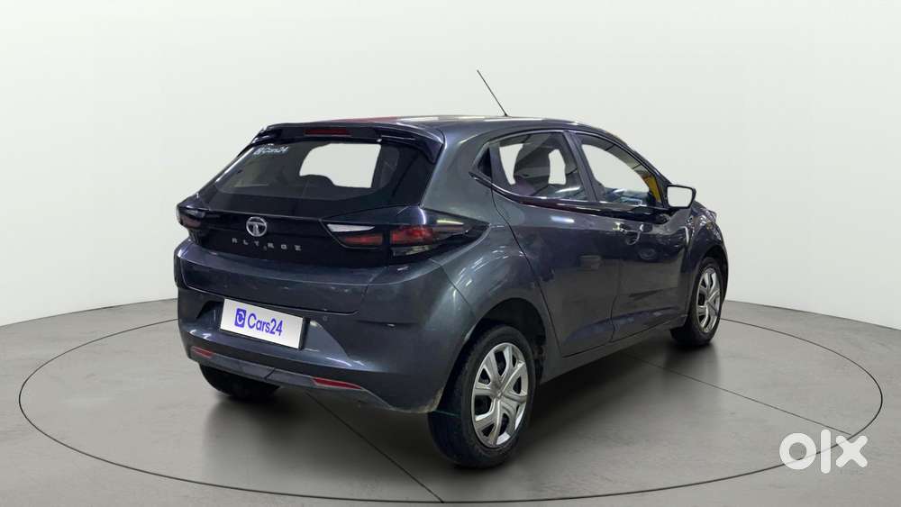 Tata Altroz 1.2 Xt, 2022, Petrol