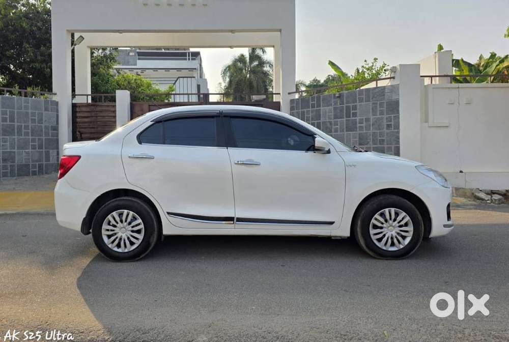 Maruti Suzuki Swift Dzire Vxi(o) Mt, 2019, Petrol