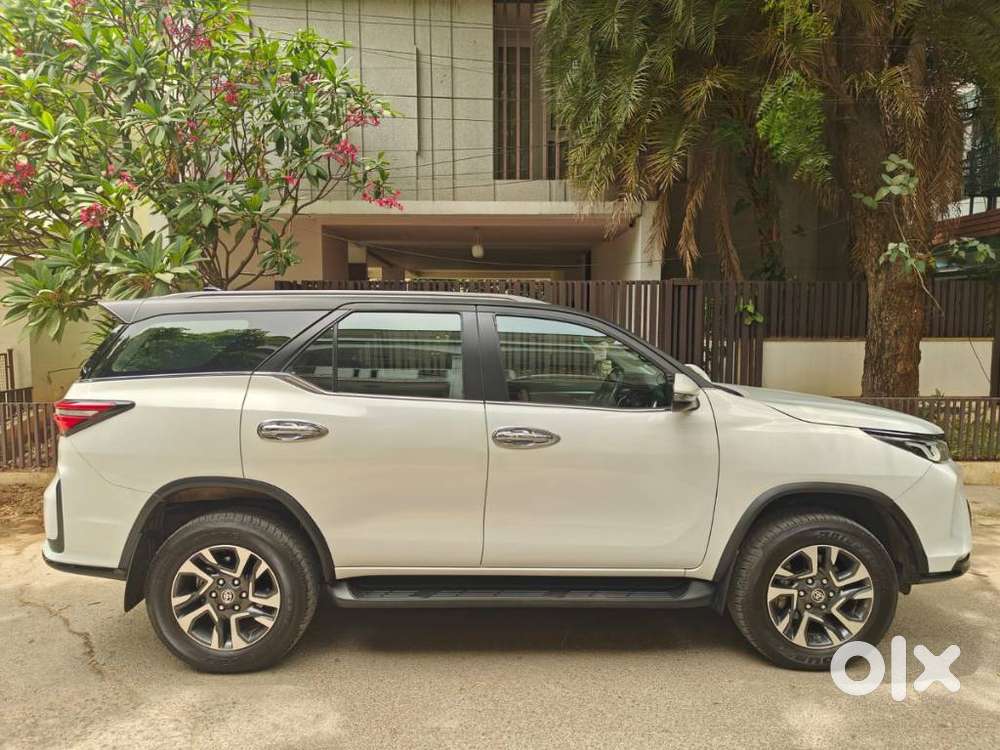 Toyota Fortuner Legender 4x2 At 2.8, 2024, Diesel
