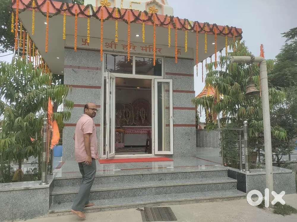 Office/Shop available for rent at Main road Gangapur road