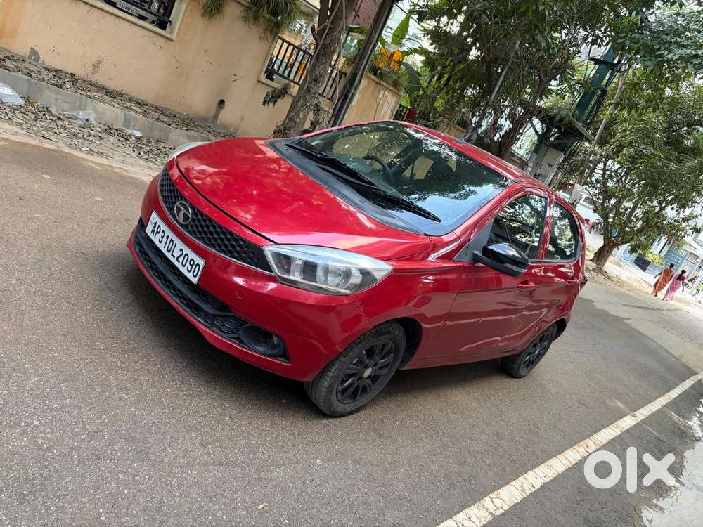 Tata Tiago Xz, 2016, Petrol
