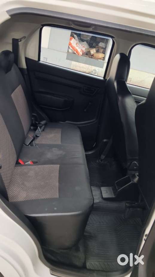 Maruti Suzuki S-presso Vxi At, 2021, Petrol