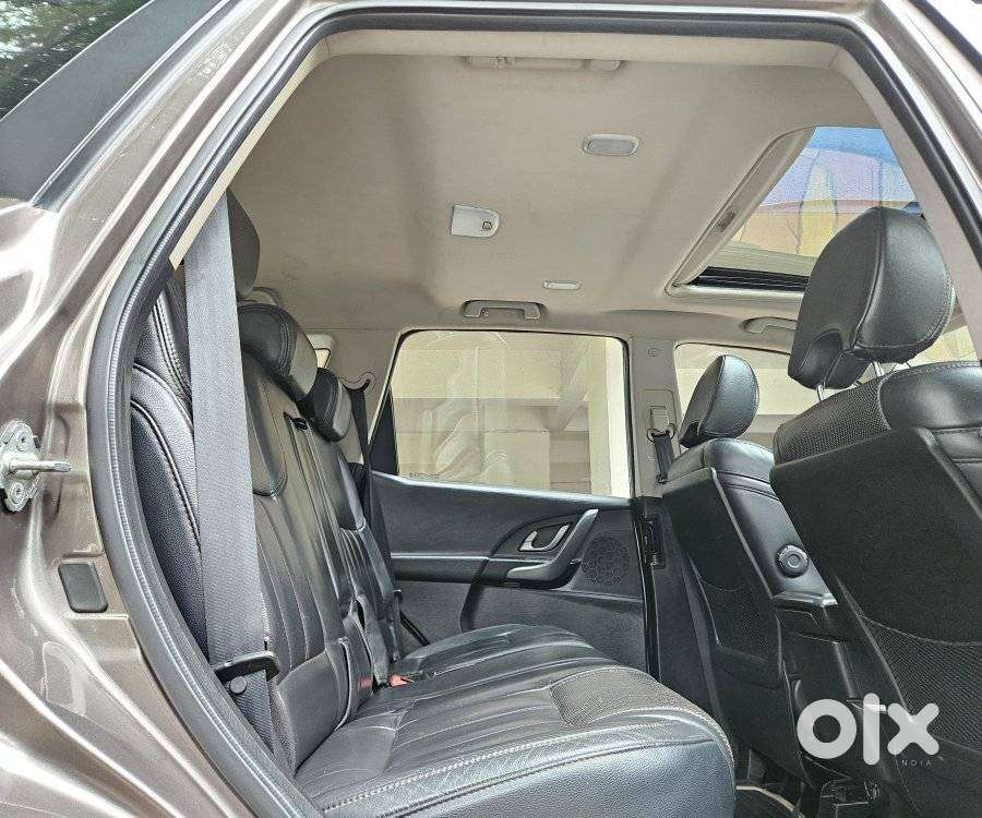 Mahindra Xuv500 W10 2wd, 2018, Diesel