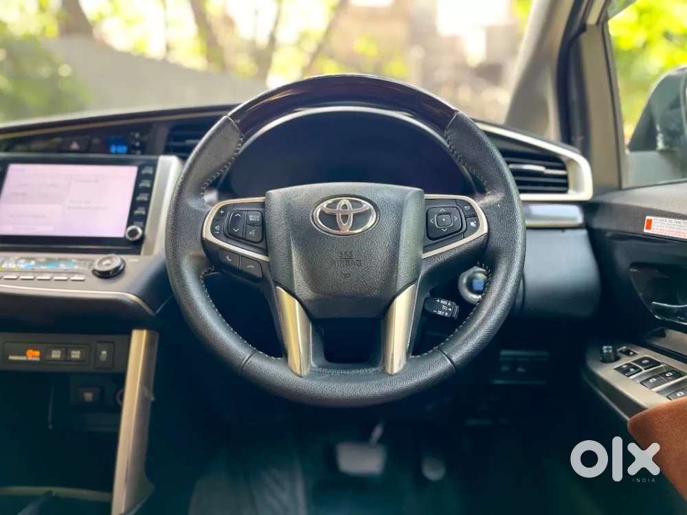 Toyota Innova Crysta [2020-ongoing] 2.4 Zx At 7 Str, 2022, Diesel