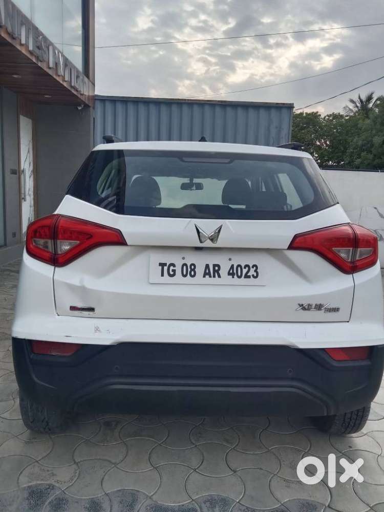 Mahindra Xuv300 W6, 2023, Petrol
