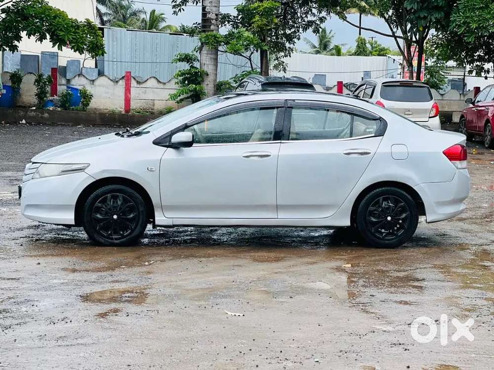 Honda City 2009 Cng & Hybrids 114000 Km Driven