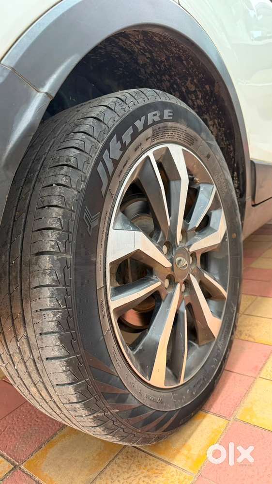 Mahindra Xuv300 2020 Petrol