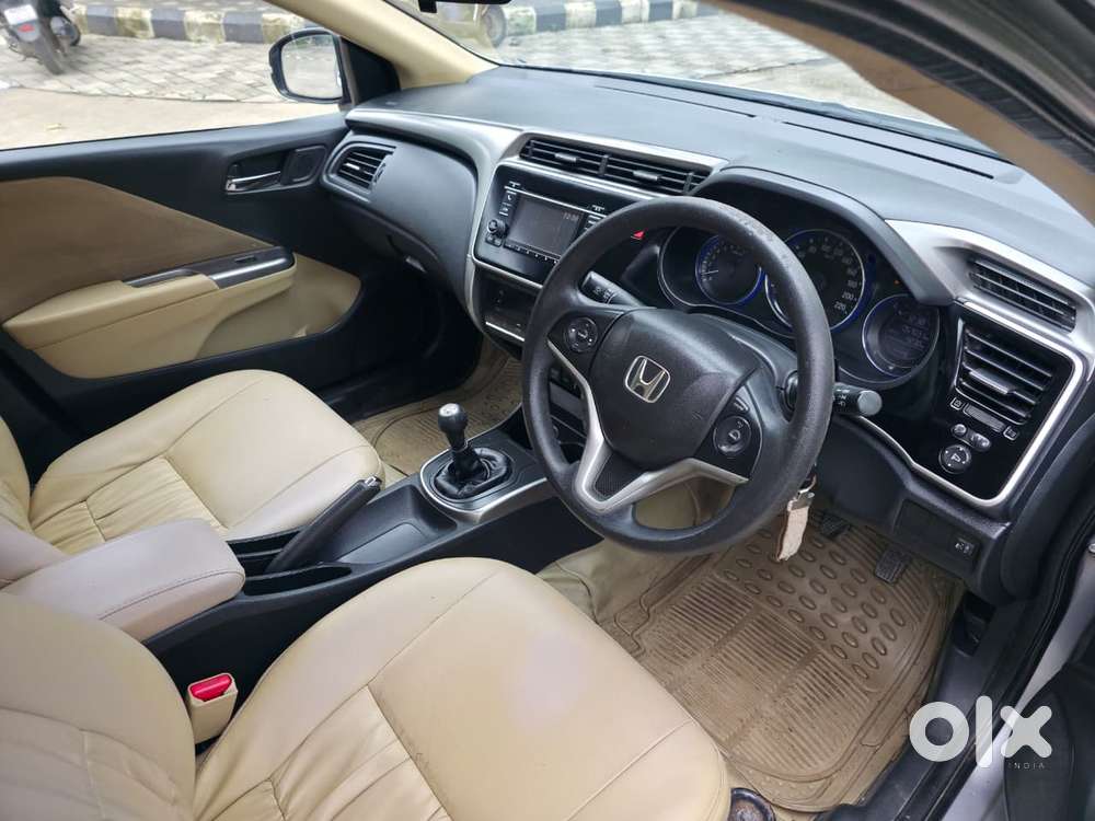 Honda City V Mt, 2014, Petrol